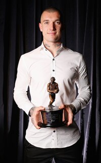 dustyMVP300.jpg Dustin Martin has won the Leigh Matthews Trophy as the AFLPA's Most Valuable Player - AFL,Dustin Martin,Richmond Tigers